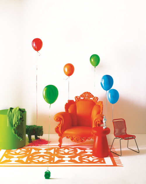 전택수 - Neon Furniture