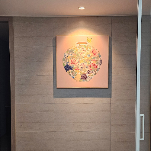 현관 중문 전면에 걸었습니다. 베이…