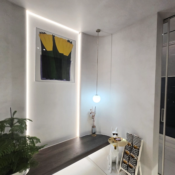 현관에 걸어두려고 그림닷컴에서 구매…