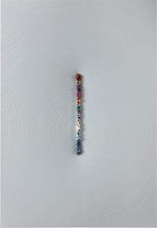 공간의 재구성 (틈에서 스며나오는 희미한 블루빛)